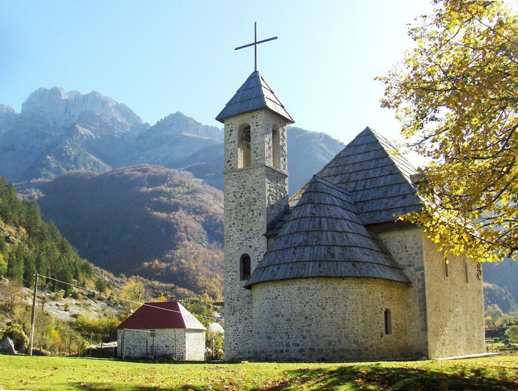 The church in the village of Teth