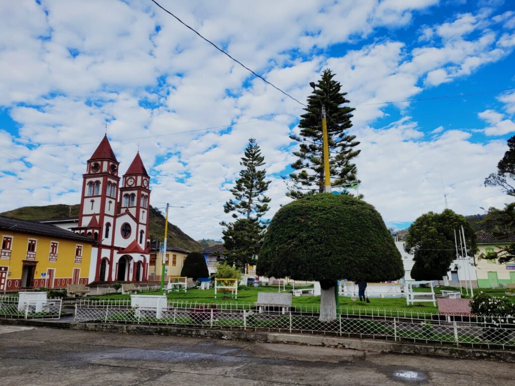 The church and plaza of San Felix 