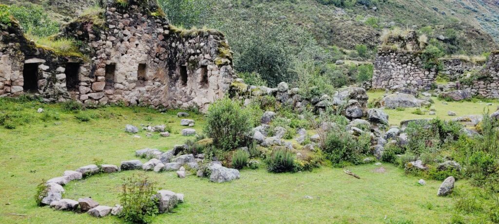 Archeological ruins of Chupani in the sacred valley, free of charge 